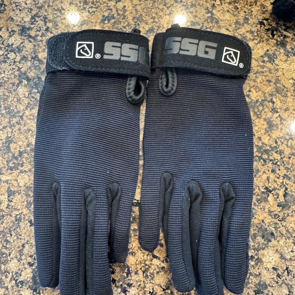 Kids equestrian riding gloves